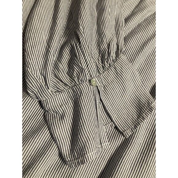 Ingrid & Isabel Maternity Blouse XL Blue White Pin Stripe - Picture 3 of 16